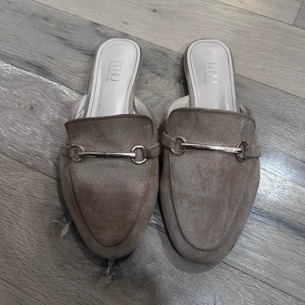 Musshoe Women's Brown Suede Mules